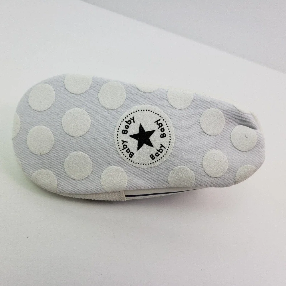 Unbranded Infant Baby Size 0-6 Months White Canvas Denim Sneaker Shoes